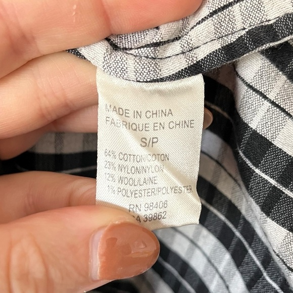 Theory Women’s Wool-Blend Black/White Plaid Button Front Catris Top Size Small - Picture 8 of 8